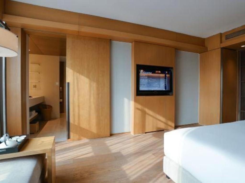 The East Hotel Ханчжоу Экстерьер фото